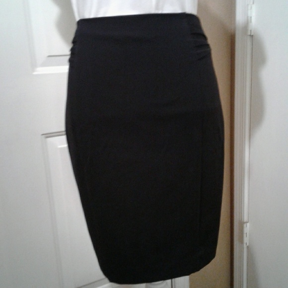 Express Dresses & Skirts - 🌺 Like New Classy Black Pencil Skirt by Express
